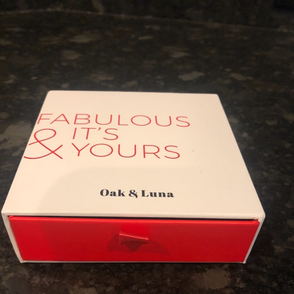 *SOLD* Oak & Luna Gold-Tone “K” Necklace *BRAND NEW* - Picture 5 of 6